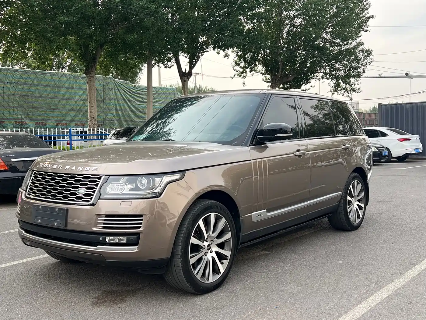 Land Rover Range Rover 2014 3.0 SC V6 Vogue SE Genesis Extended Edition