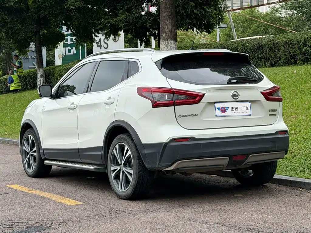 Photo 4 - Nissan Qashqai