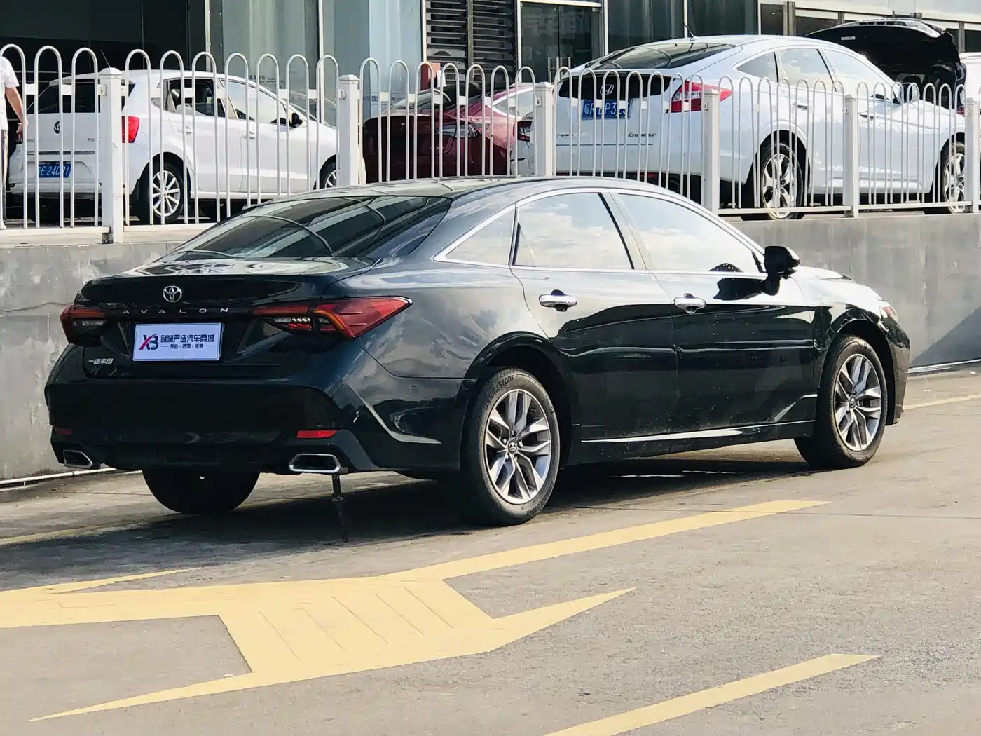 Toyota Avalon 2019 2.0L Luxury Edition (China VI) фото 5