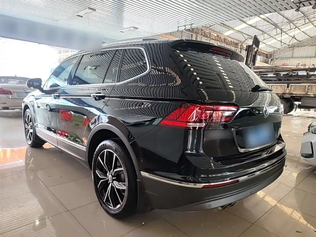 Volkswagen Tiguan L 2019 330TSI Auto 2WD Smart Luxury Edition China V фото 5