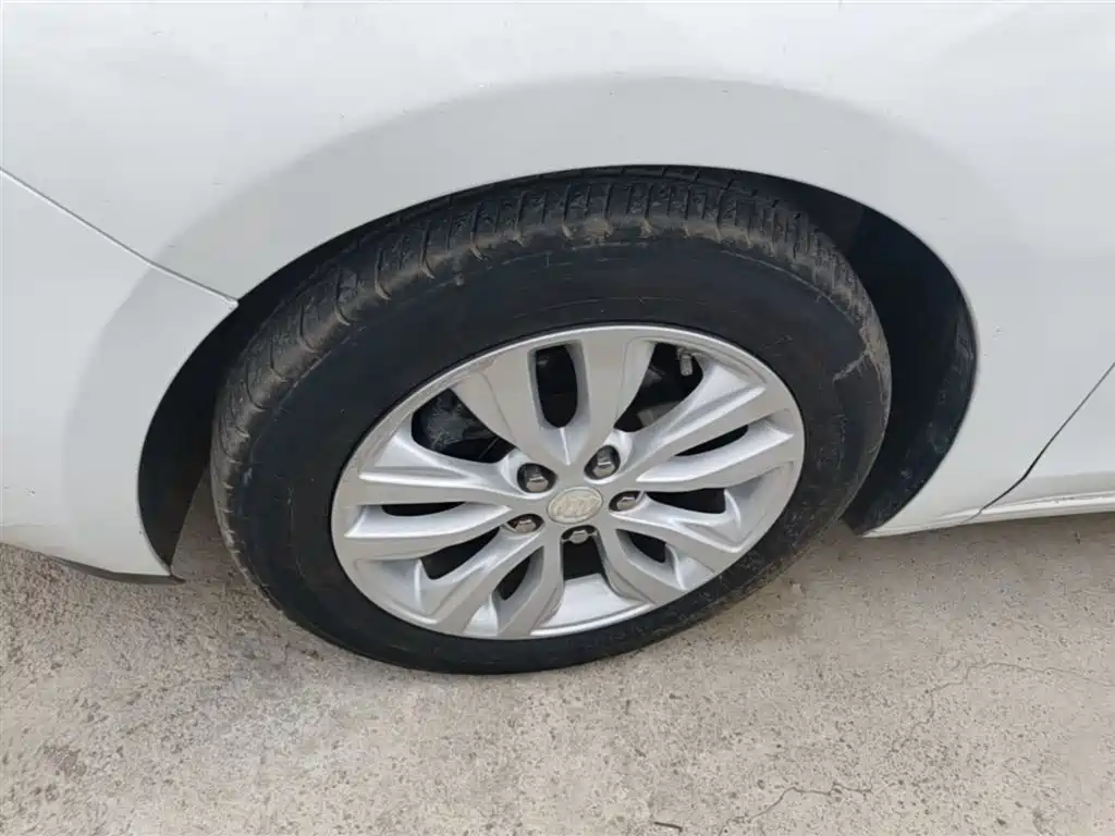 Buick Excelle 2021 Exemplar 1.5L Auto Elite фото 23