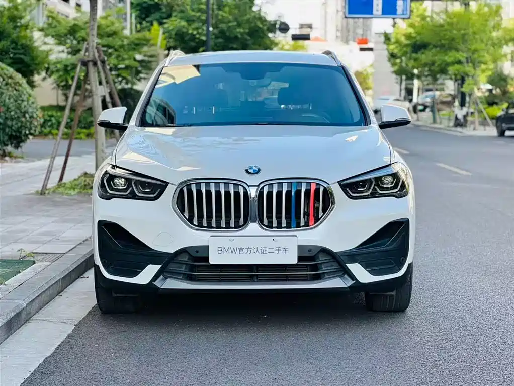 BMW X1 2021 sDrive25Li Leading фото 4