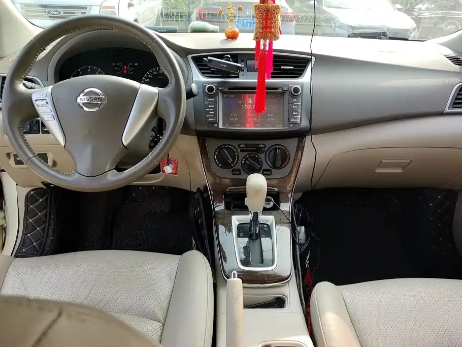Nissan Sylphy 2013 2012 1.6XL CVT Luxury Edition