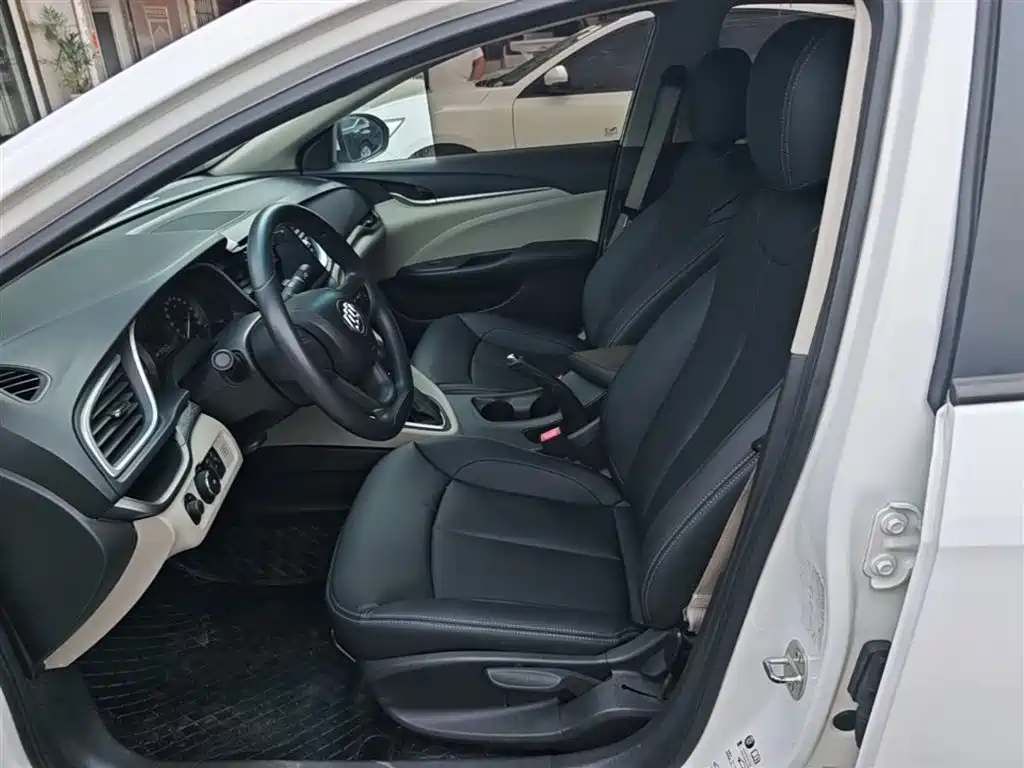 Buick Excelle 2019 15T DCT Progressive Type China VI фото 15