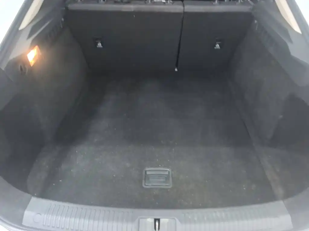 Besturn B70 2025 2025 Dragon Glory Edition 1.5T Premium
