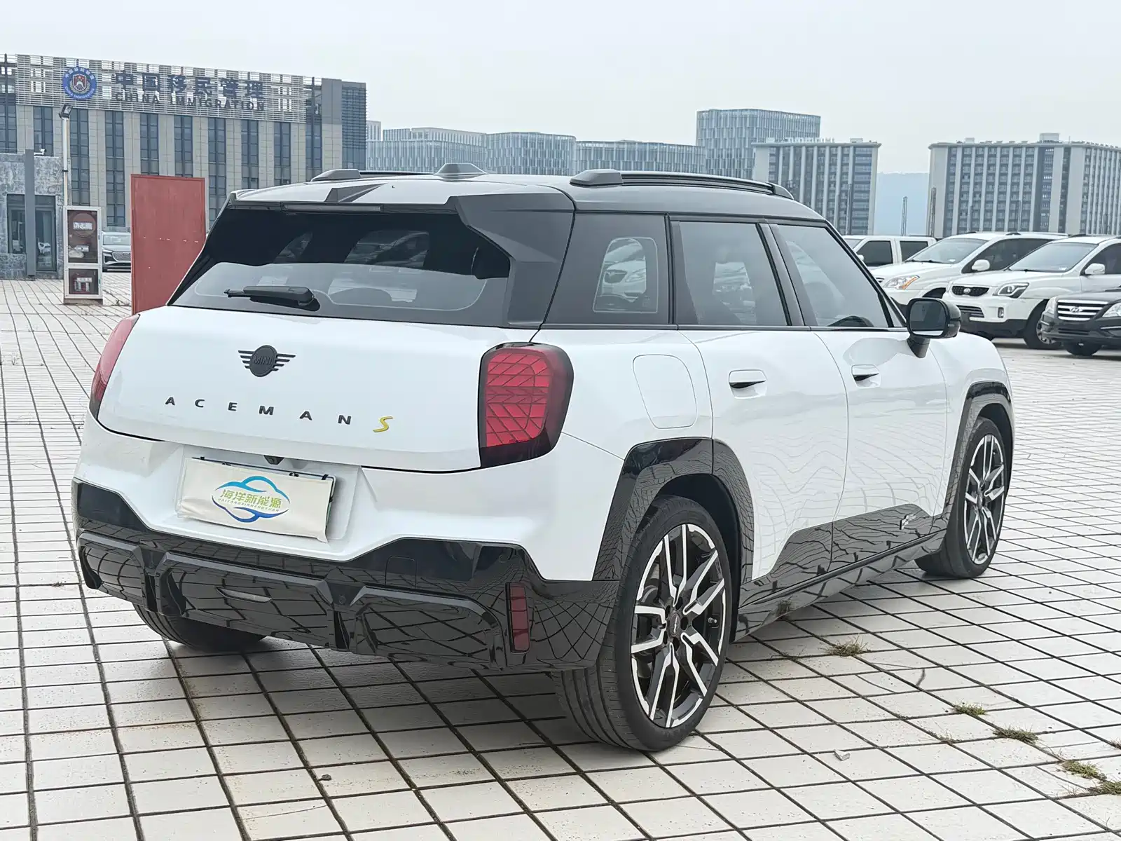 Фото 7 - MINI Aceman