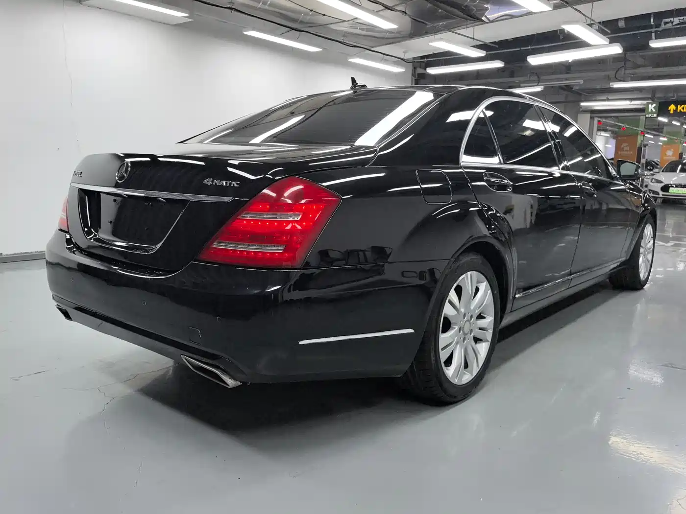 Mercedes-Benz S-Class 2012 S 350 L 4MATIC Grand Edition фото 15