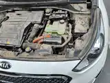 Photo 21 - Kia Niro