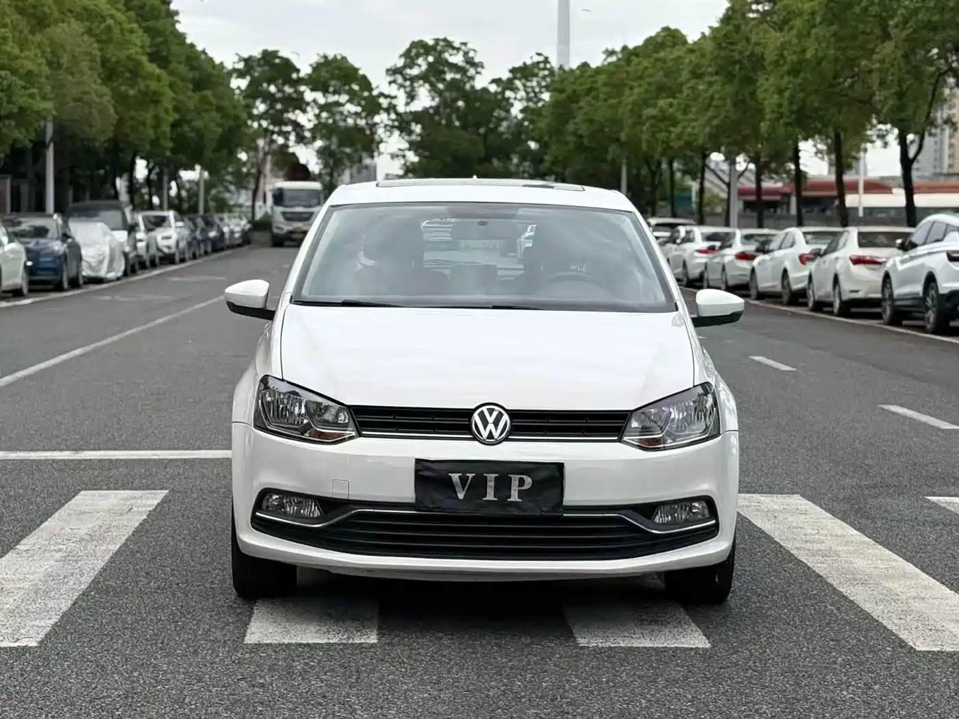 Volkswagen Polo 2016 1.6L Automatic Comfort фото 4