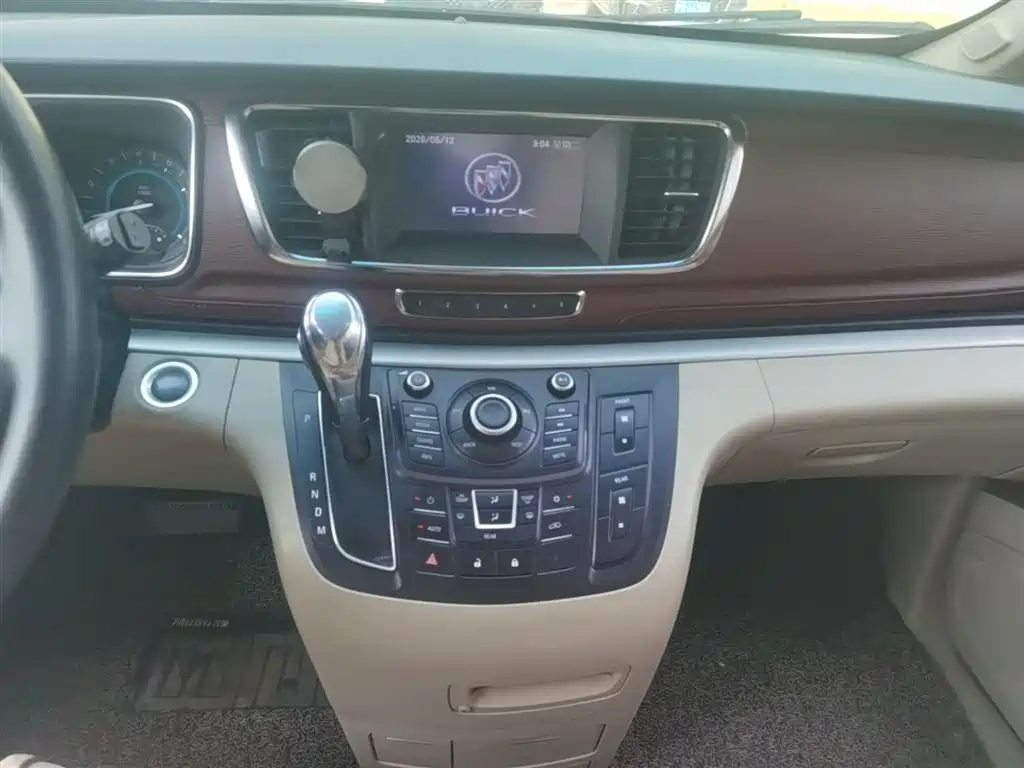 Buick GL8 2014 2.4L LT Luxury Business Executive фото 10