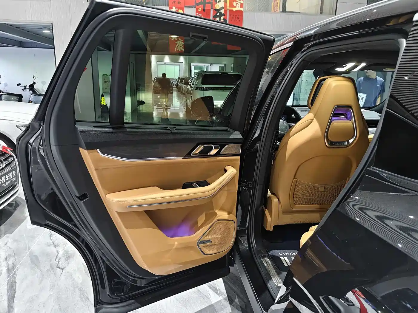 Lynk & Co 09 EM-P 2023 2.0TD EM-P AWD Asian Games Executive Edition 5-Seater фото 29