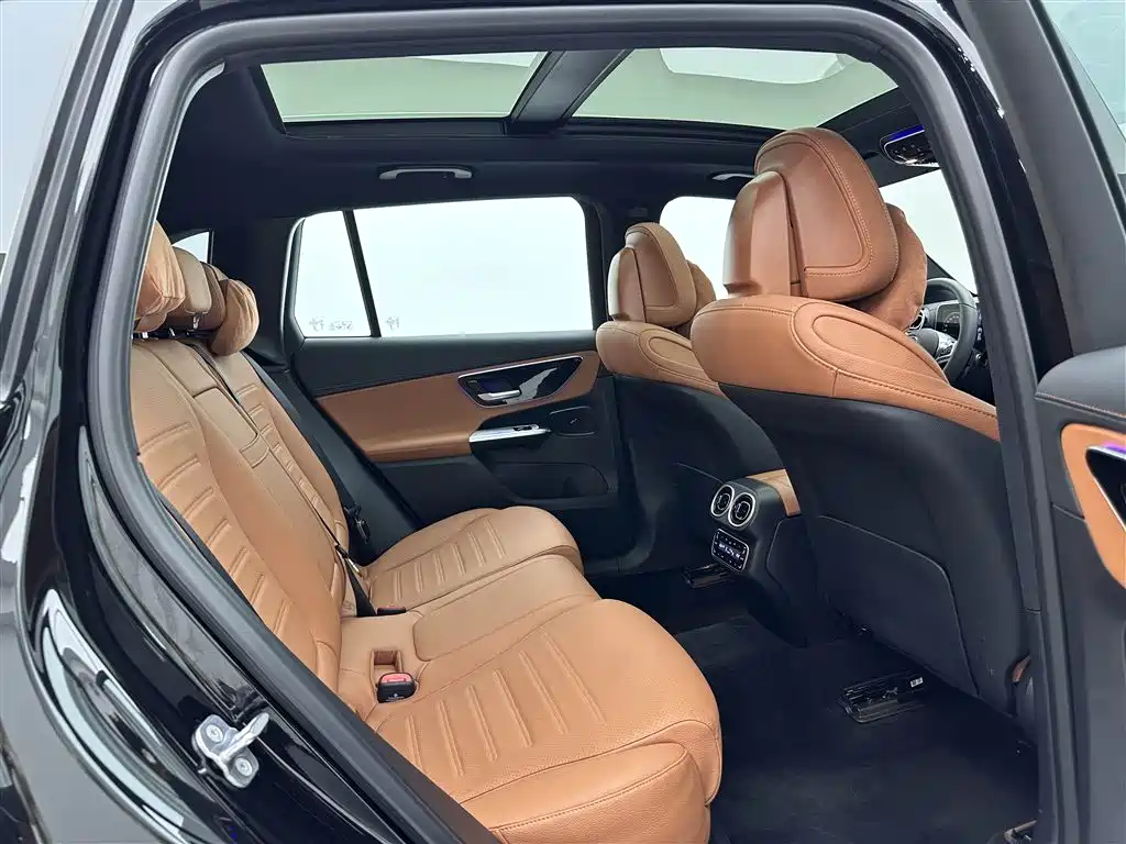 Mercedes-Benz GLC 2025 Facelift GLC 260 L 4MATIC Dynamic фото 21