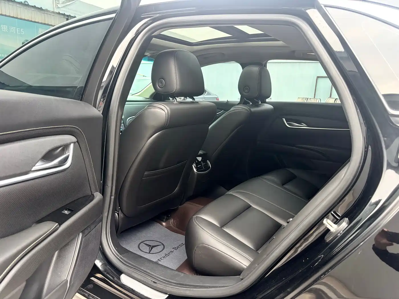 Cadillac XTS 2018 28T Technology фото 11