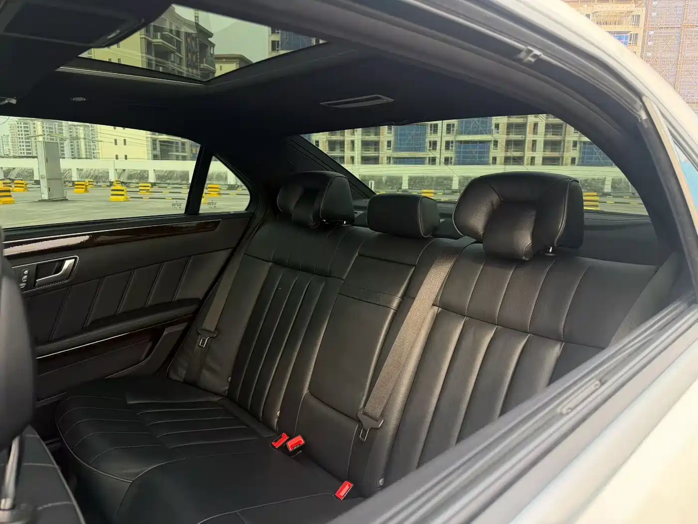 Mercedes-Benz E-Class 2015 E 320 L Sport Luxury фото 6