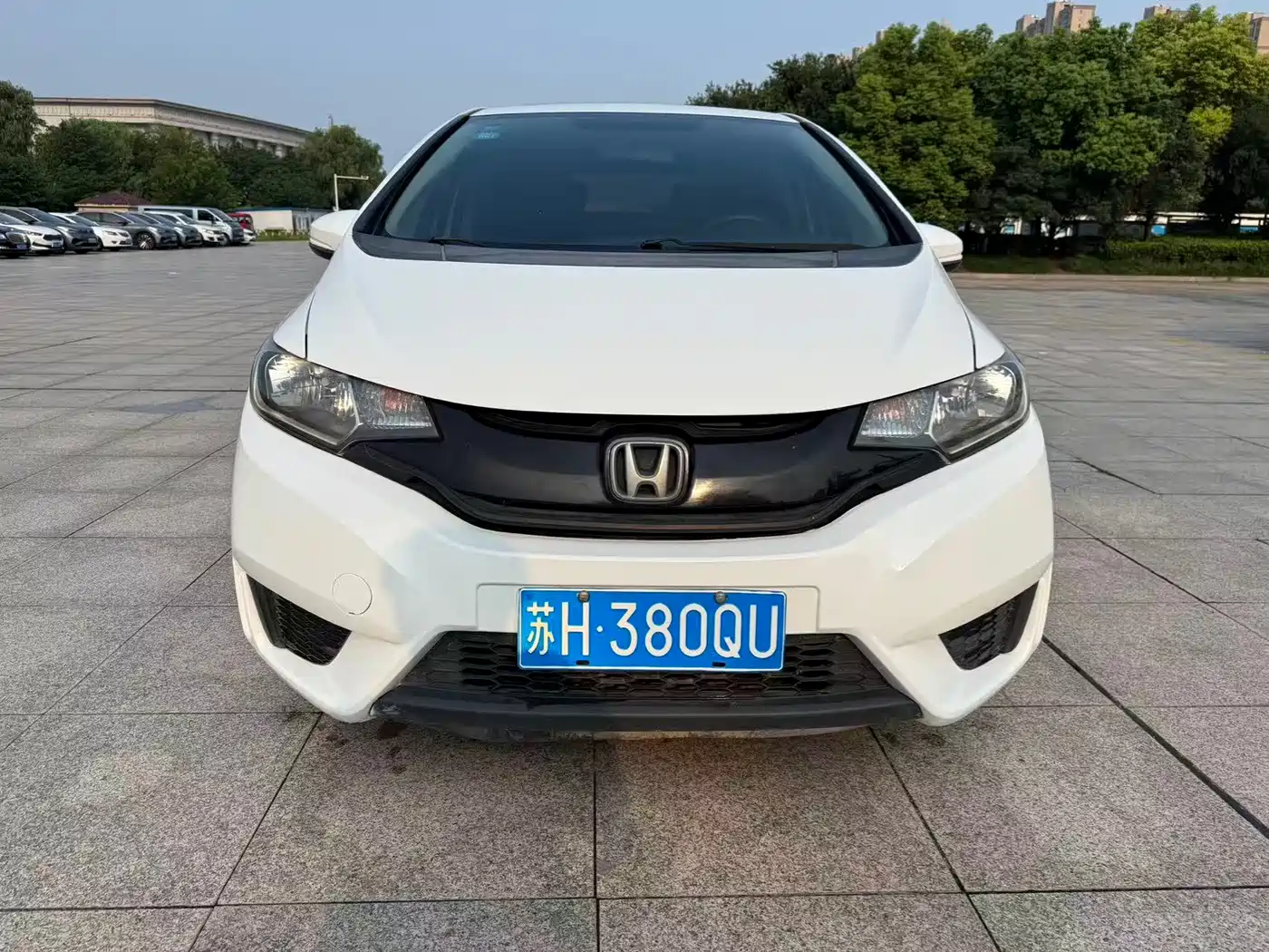 Photo 2 - Honda Fit