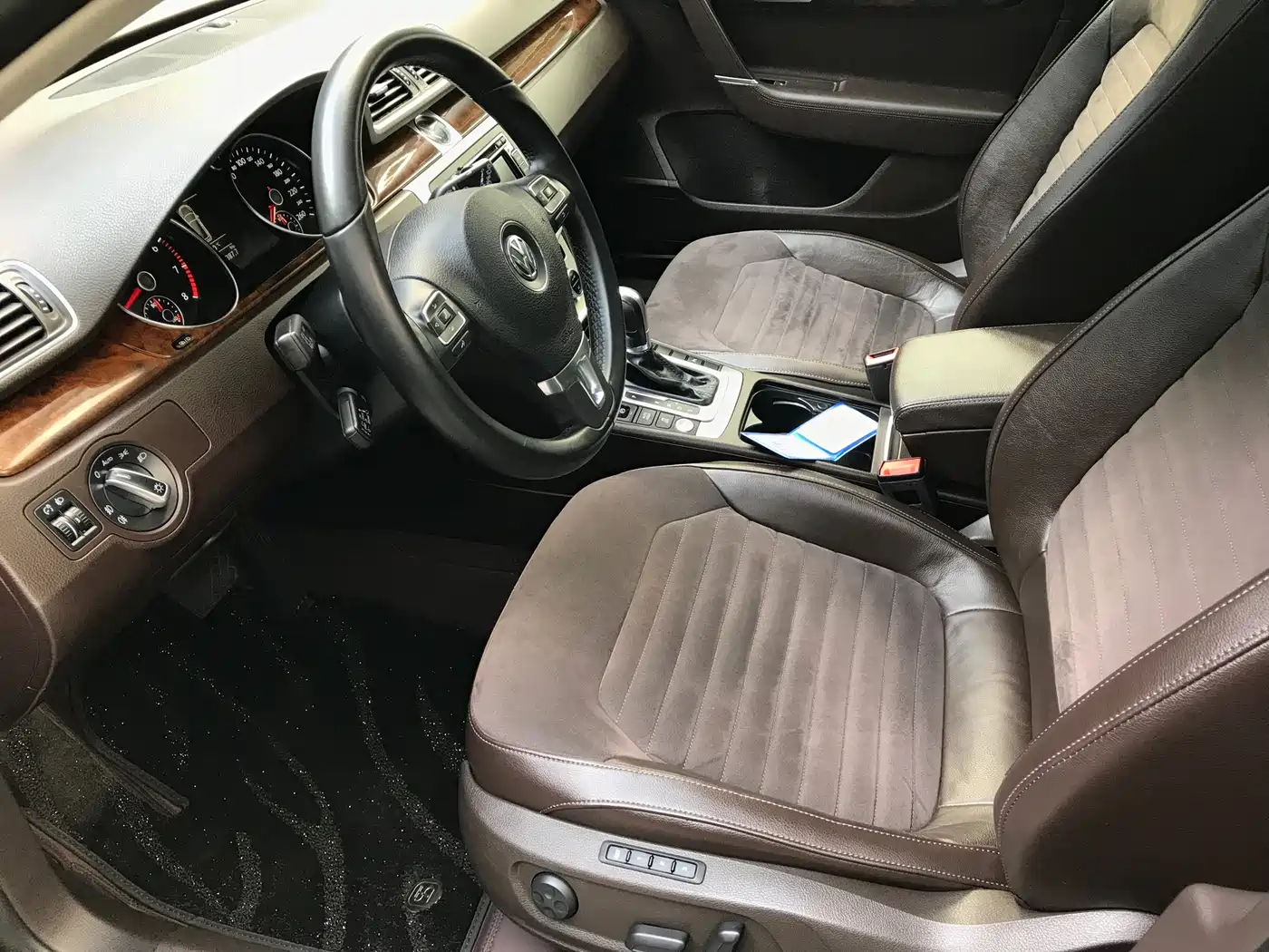 Volkswagen Magotan (Import) 2012 Wagon 2.0TSI Comfort фото 14