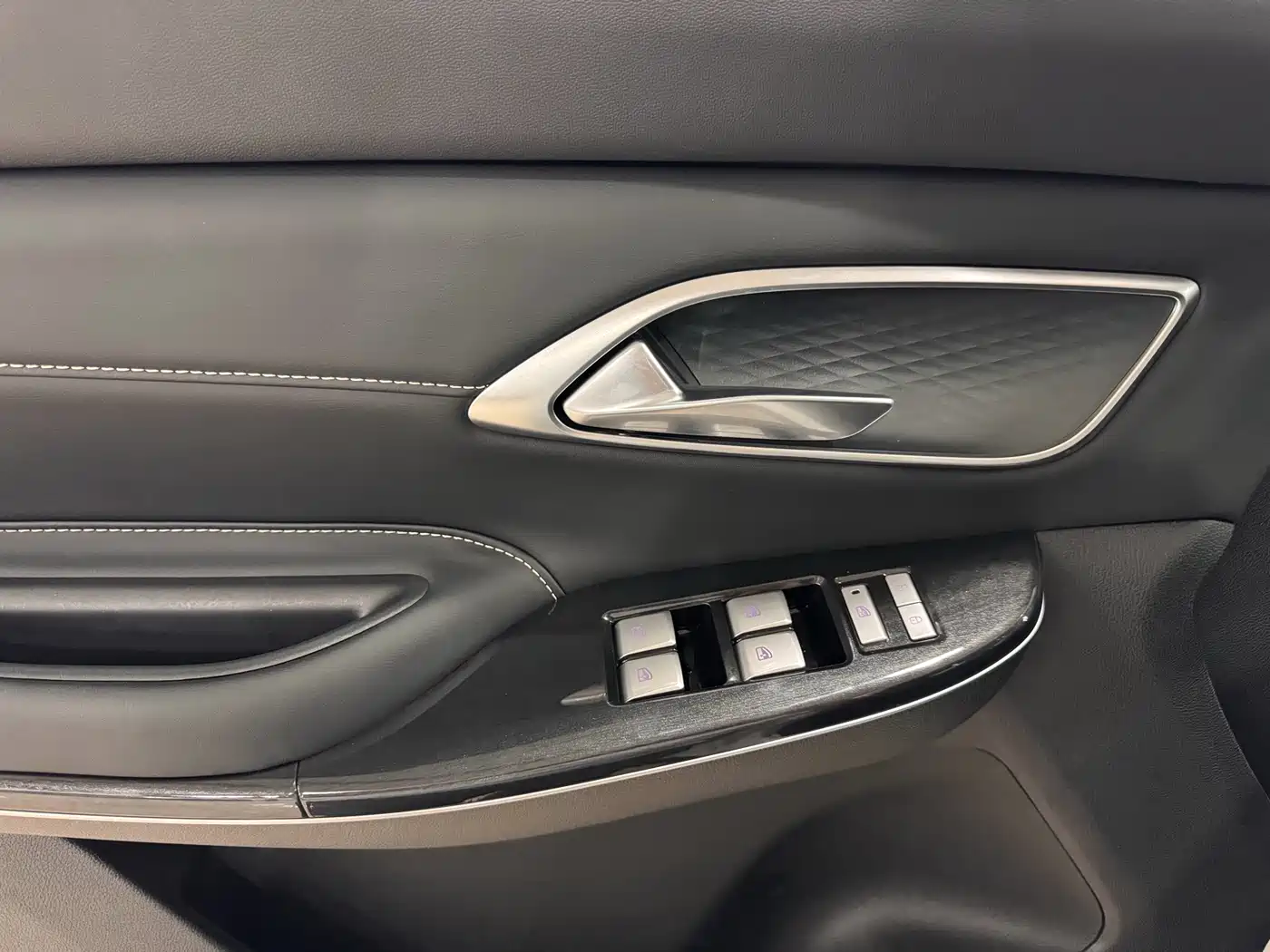 Changan CS75 2025 2025 PRO 1.5T Premium 7-Seater