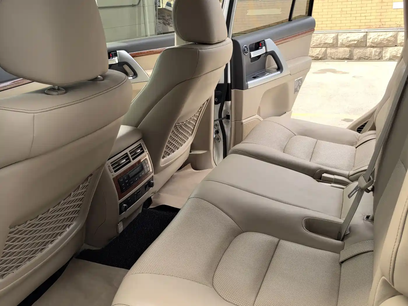 Toyota Land Cruiser 2012 4.6L Automatic VX-R фото 9