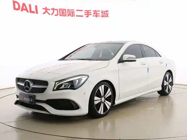 MERCEDES-BENZ CLA