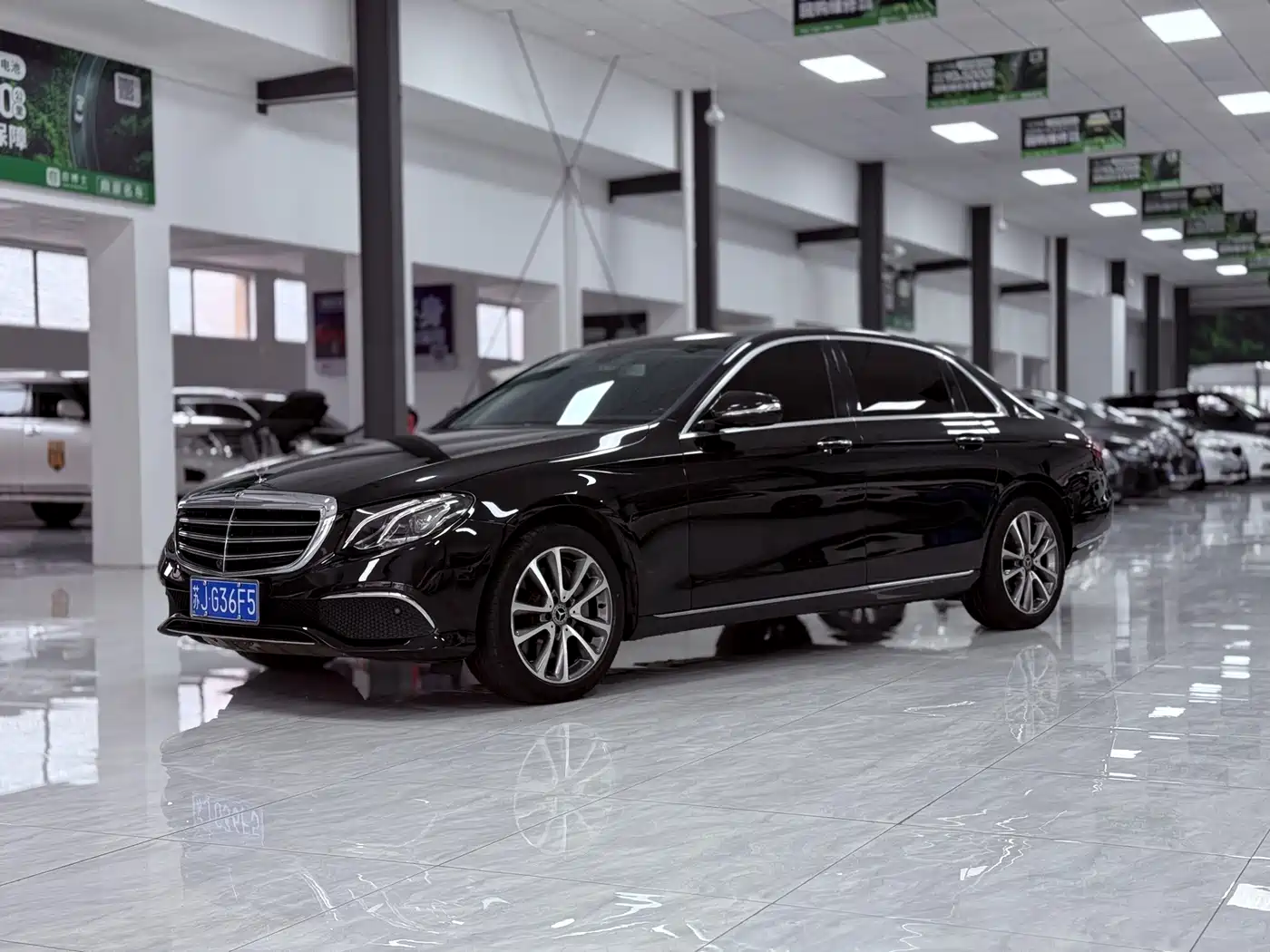 Mercedes-Benz E-Class 2019 E 300 L Fashion