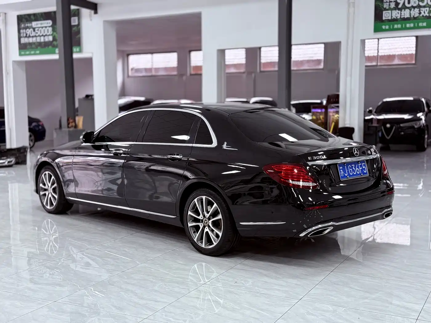 Mercedes-Benz E-Class 2019 E 300 L Fashion фото 6