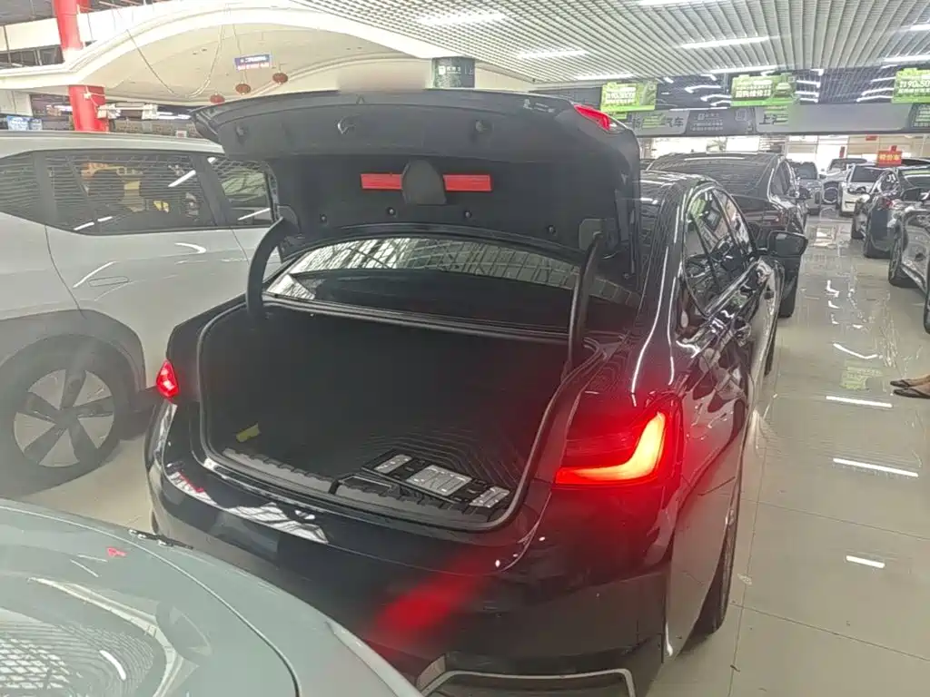 BMW i3 2022 2022 eDrive 35 L