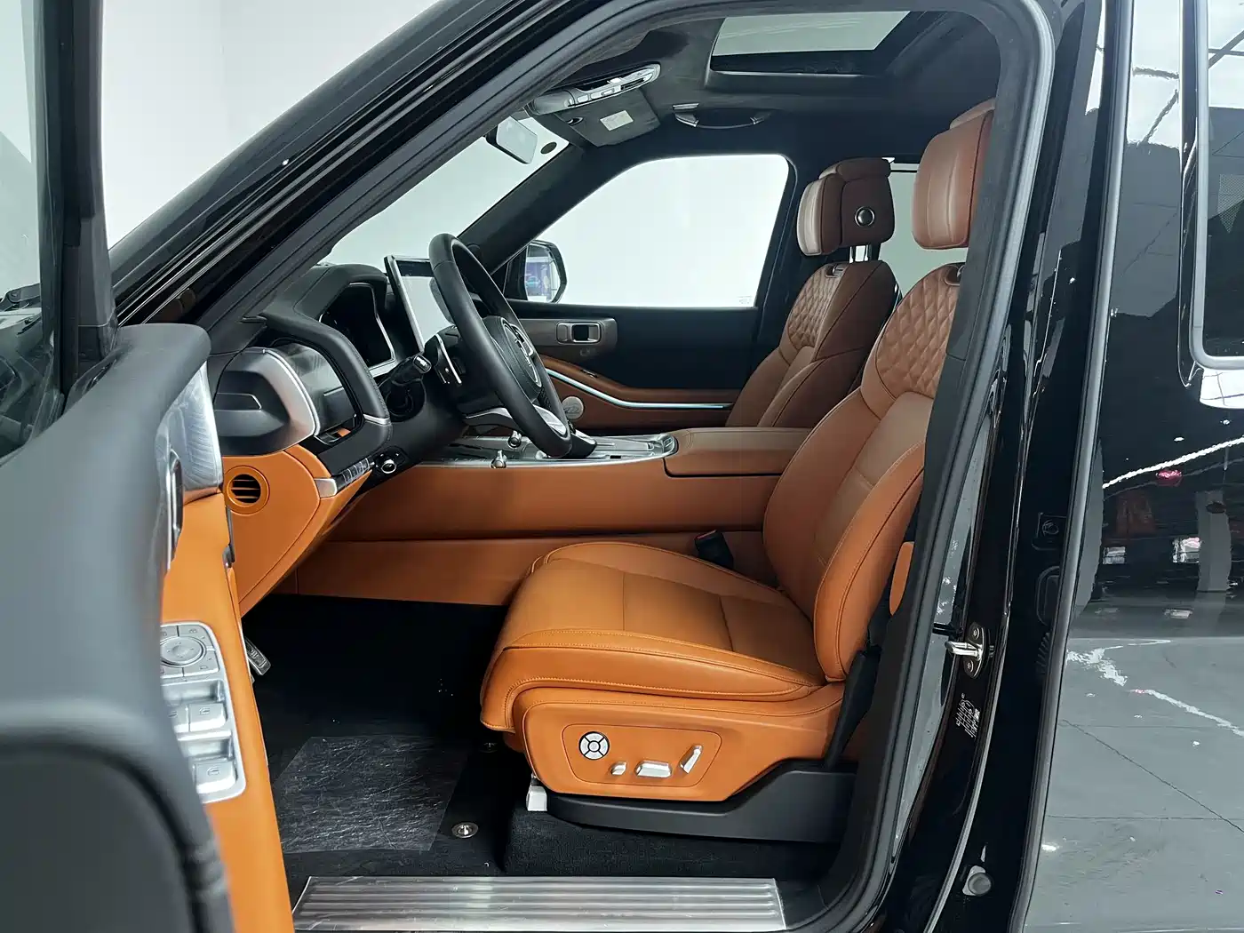 TANK TANK 700 NEW ENERGY