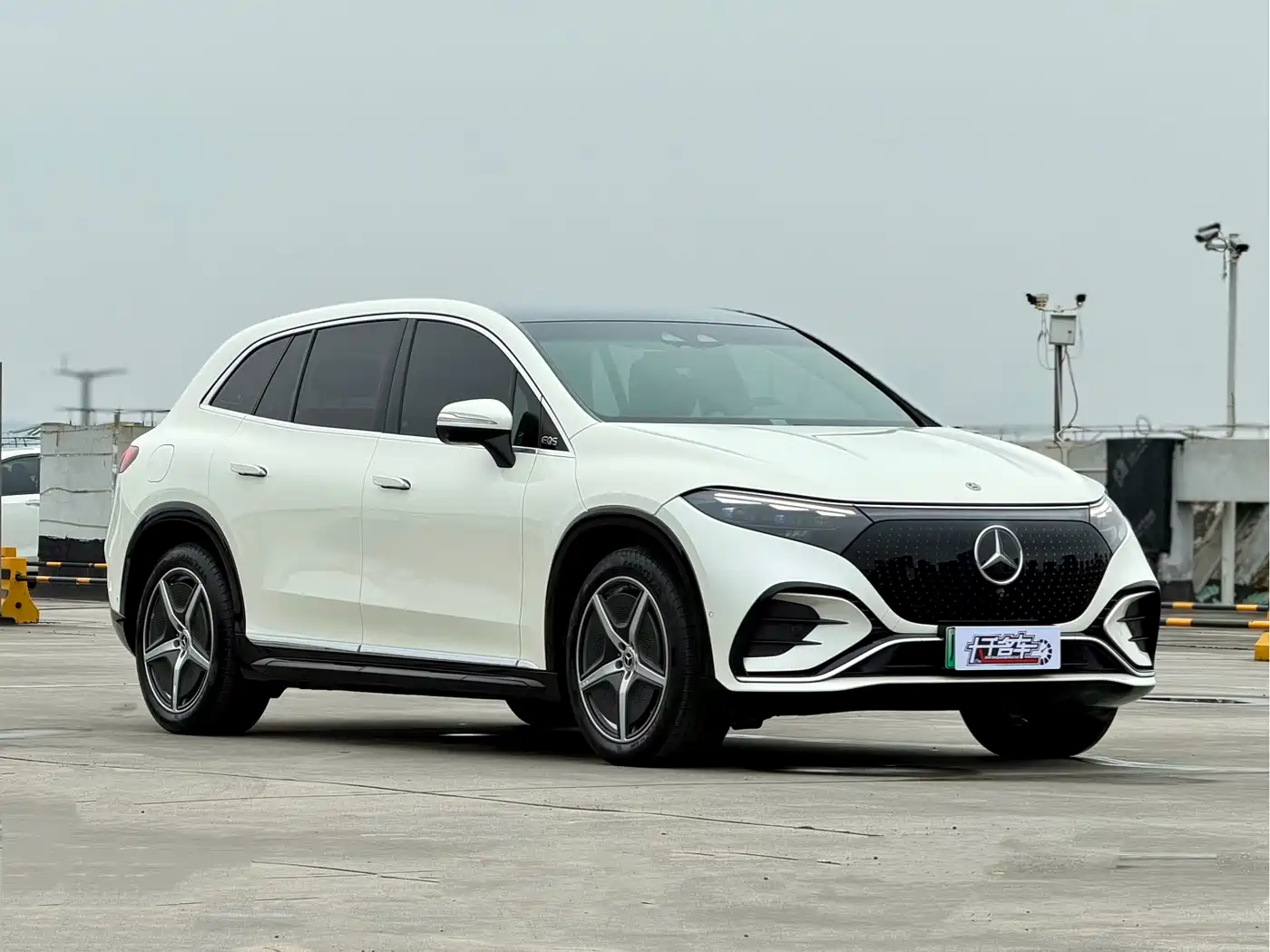 Mercedes-Benz EQS SUV 2023 450 4MATIC Pioneer Edition фото 7