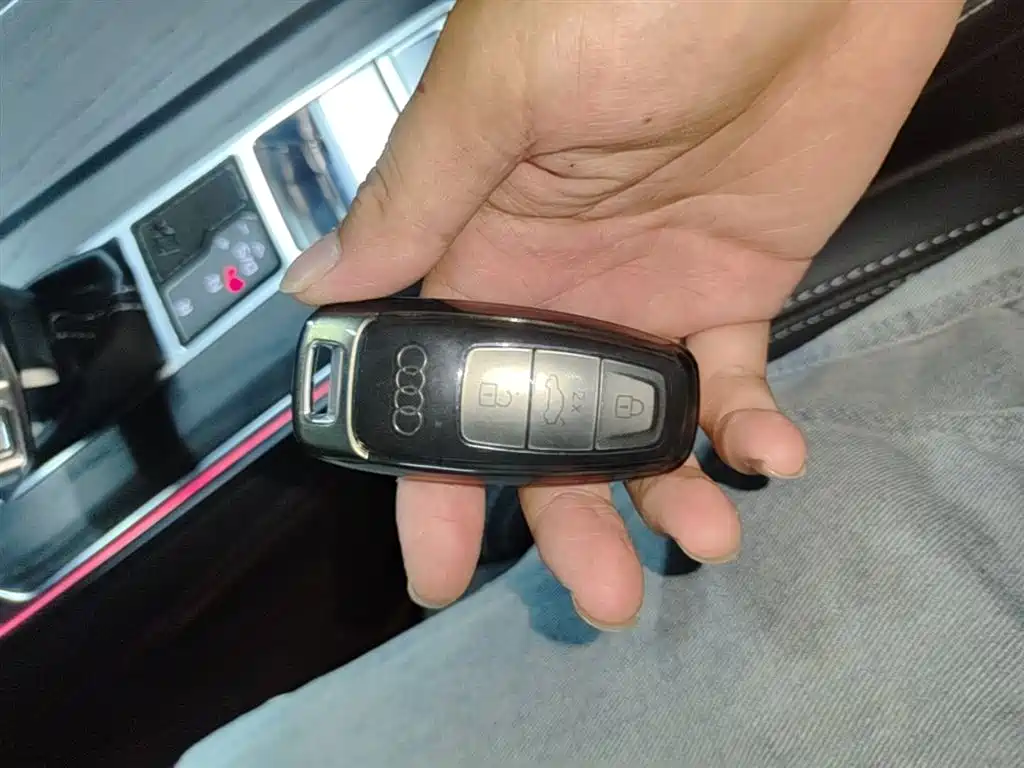Audi A6L 2024 55 TFSI quattro Exclusive Dynamic фото 15