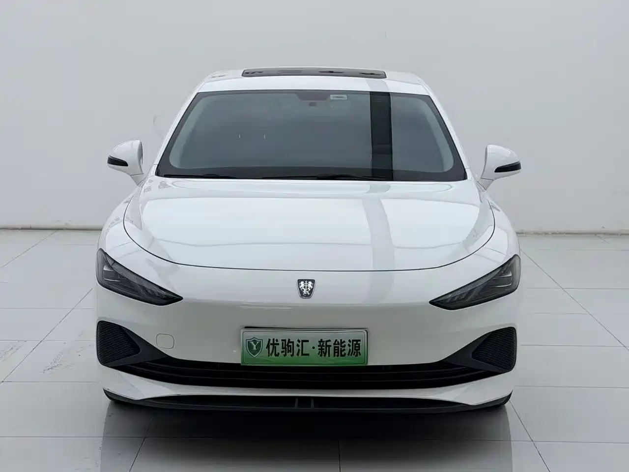 Roewe D7 2025 2025 DMH 125km World Champion Edition
