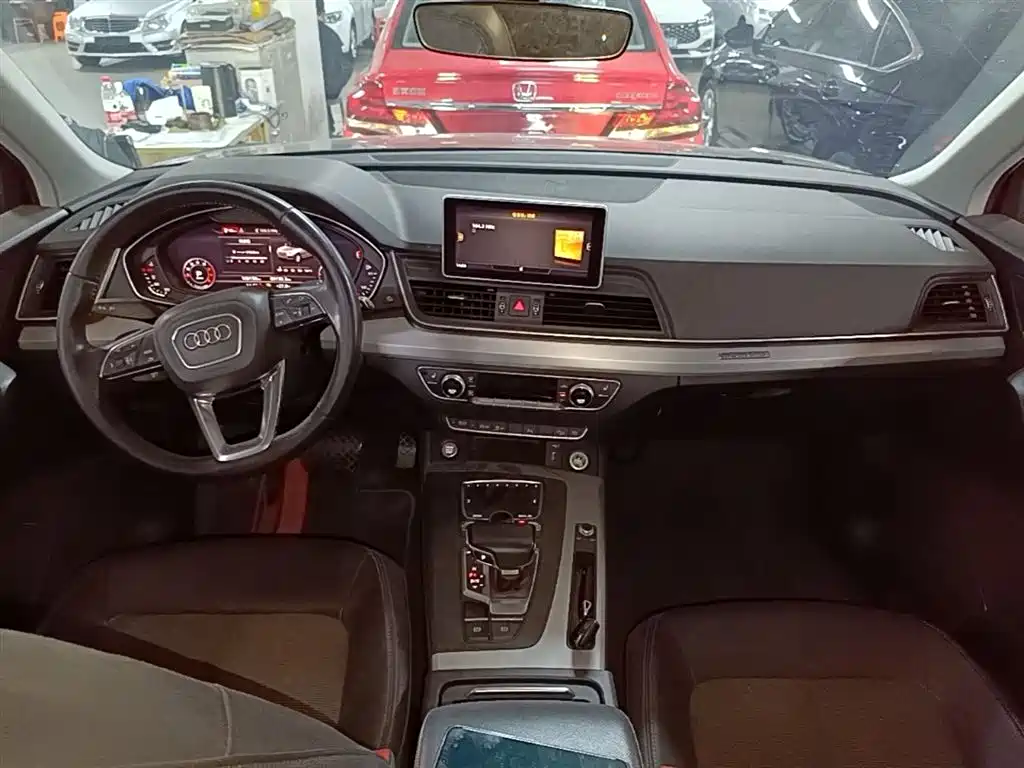 Audi Q5L 2018 40 TFSI Prestige Fashion (China V) фото 10