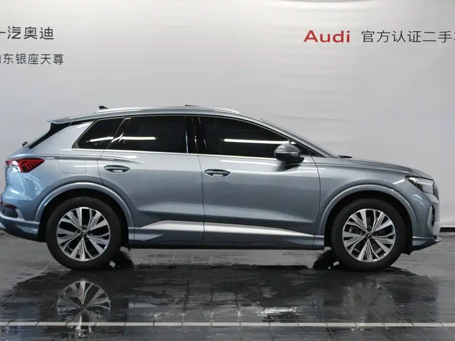 صورة 4 - Audi Q4 e-tron