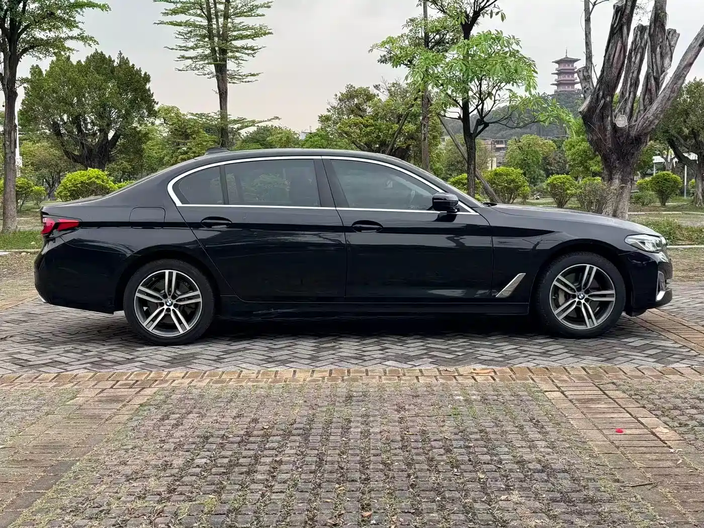 BMW 5 Series 2021 Facelift 530Li Leading Luxury Package фото 4