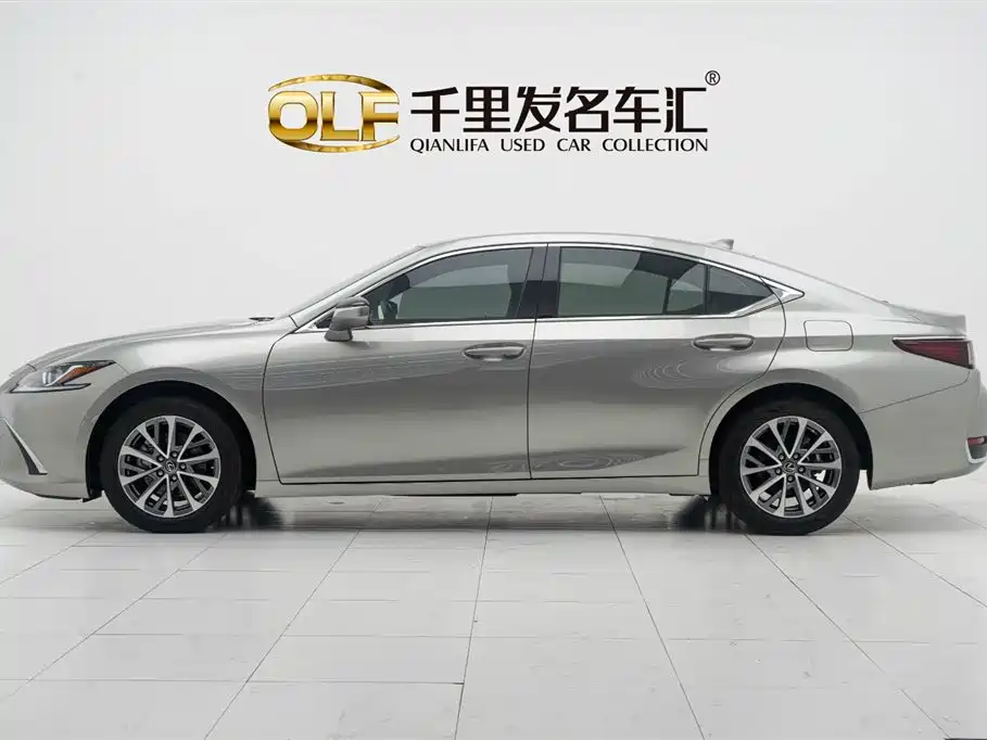 Lexus ES 2022 200 Excellence Edition фото 7