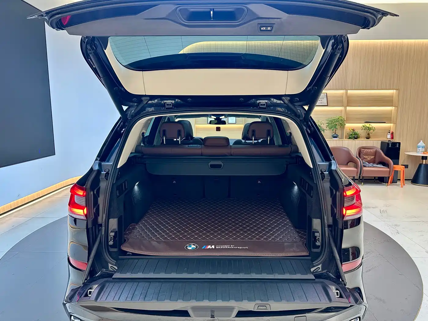 BMW X5 (Import) 2021 xDrive30i M Sport Package фото 5
