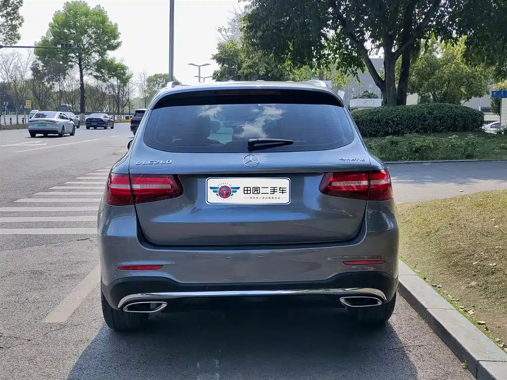 Mercedes-Benz GLC 2017 GLC 260 4MATIC Luxury фото 5