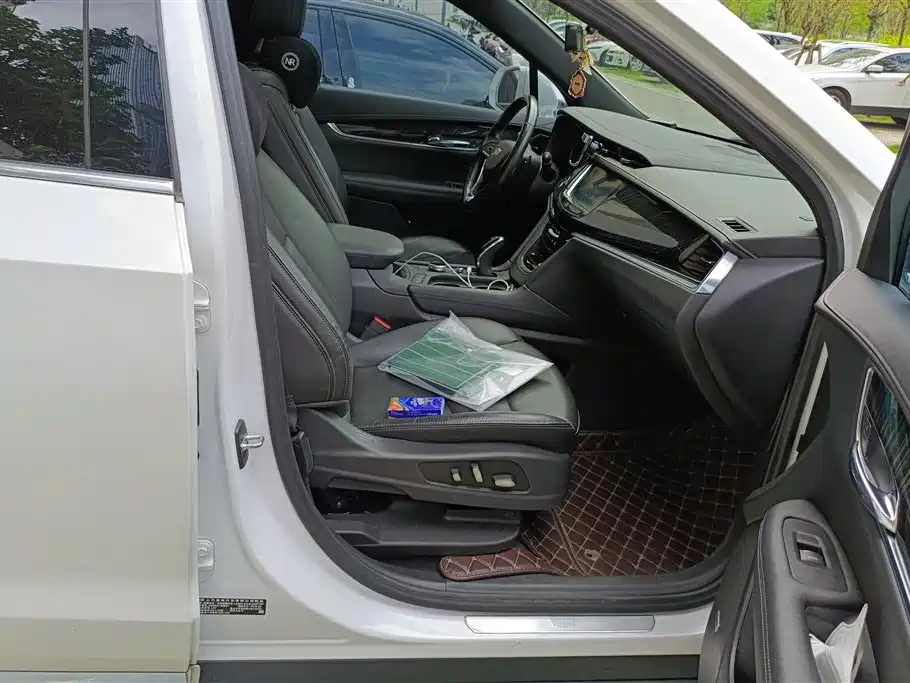 Cadillac XT6 2020 Facelift 28T 6-Seater AWD Luxury фото 8
