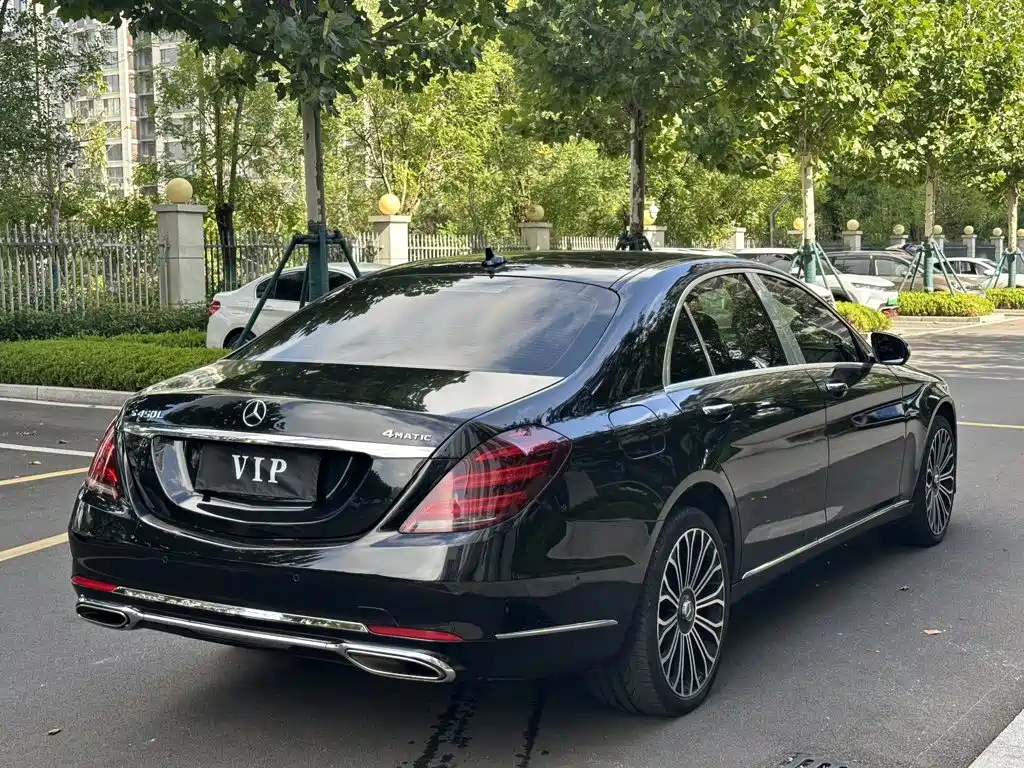 Фото 9 - Mercedes-Benz S-Class