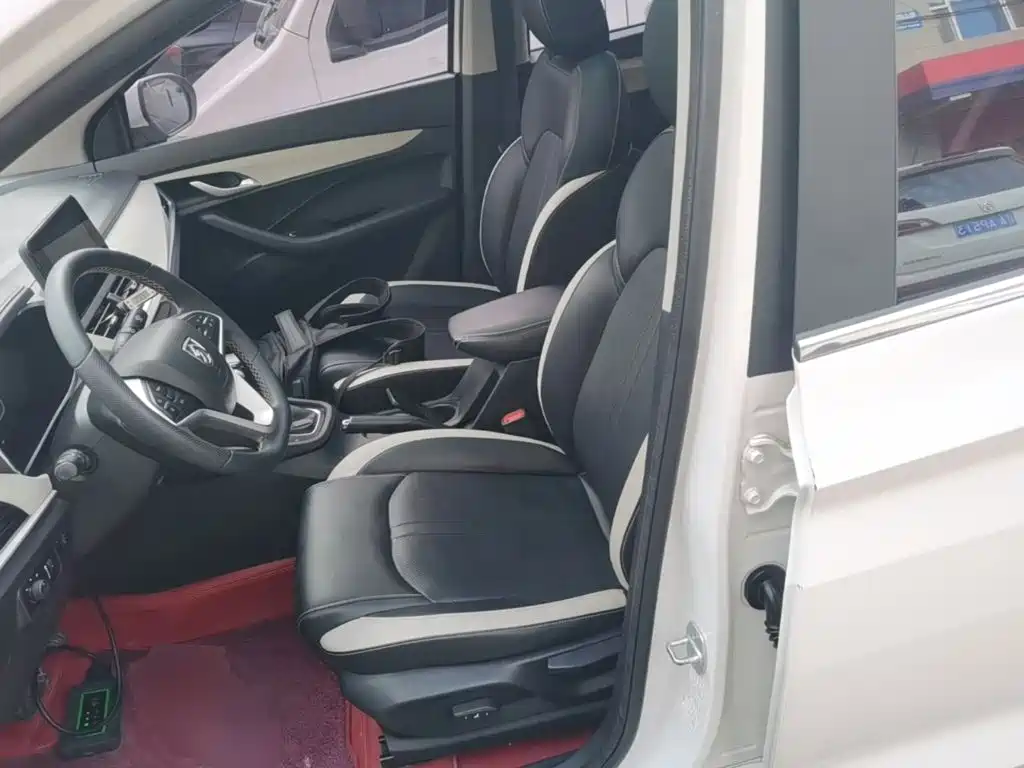 Baojun 360 2021 2019 1.5L CVT Luxury (China VI)