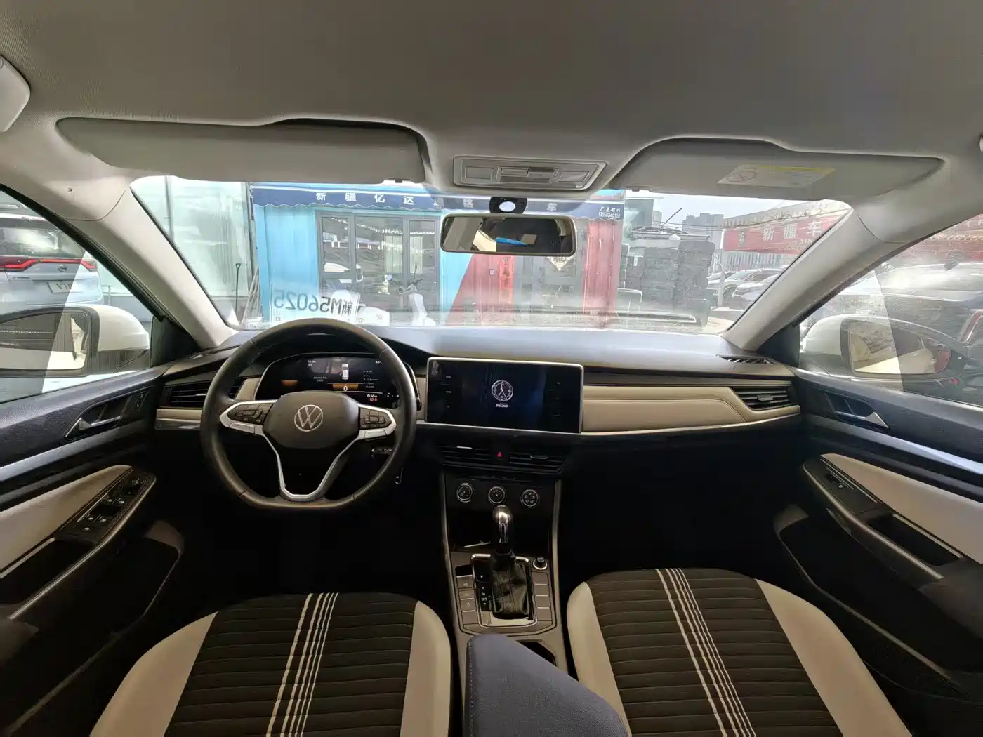 Volkswagen Bora 2023 200TSI DSG Yuexing Edition фото 6