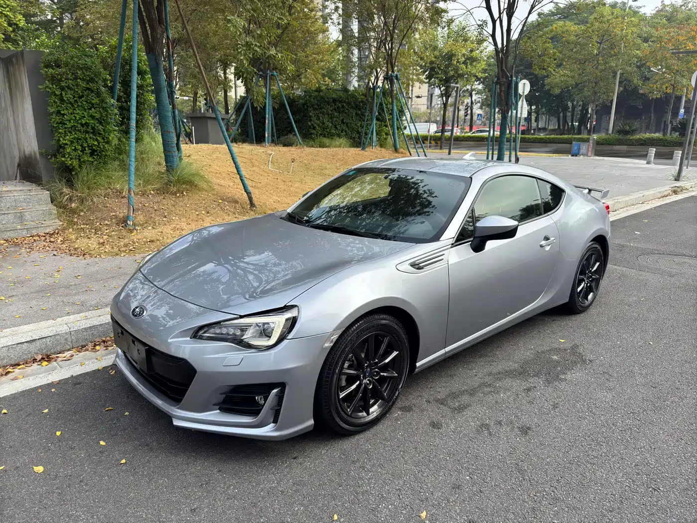 SUBARU BRZ