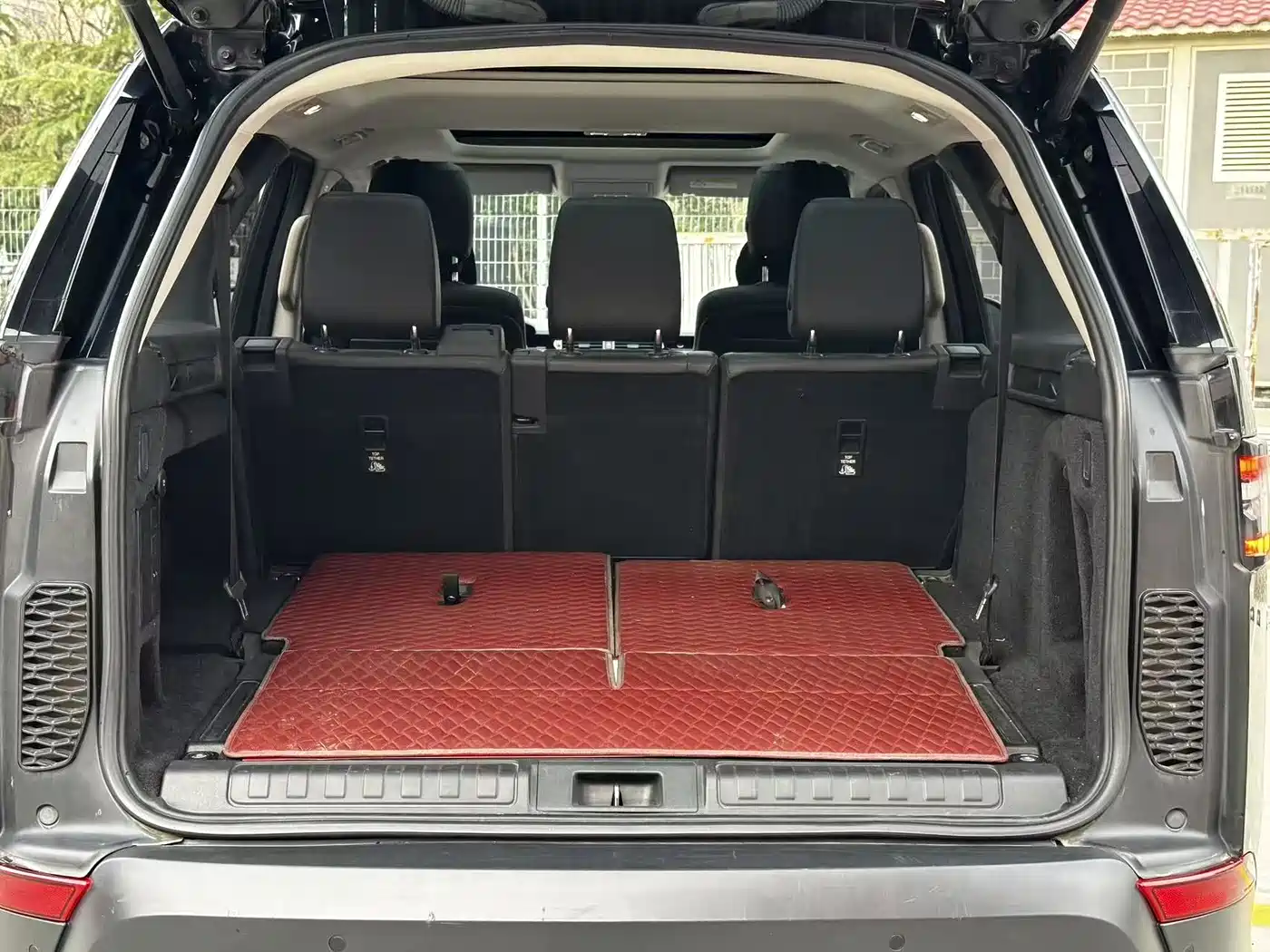 Land Rover Discovery 2018 3.0 SC V6 SE фото 17