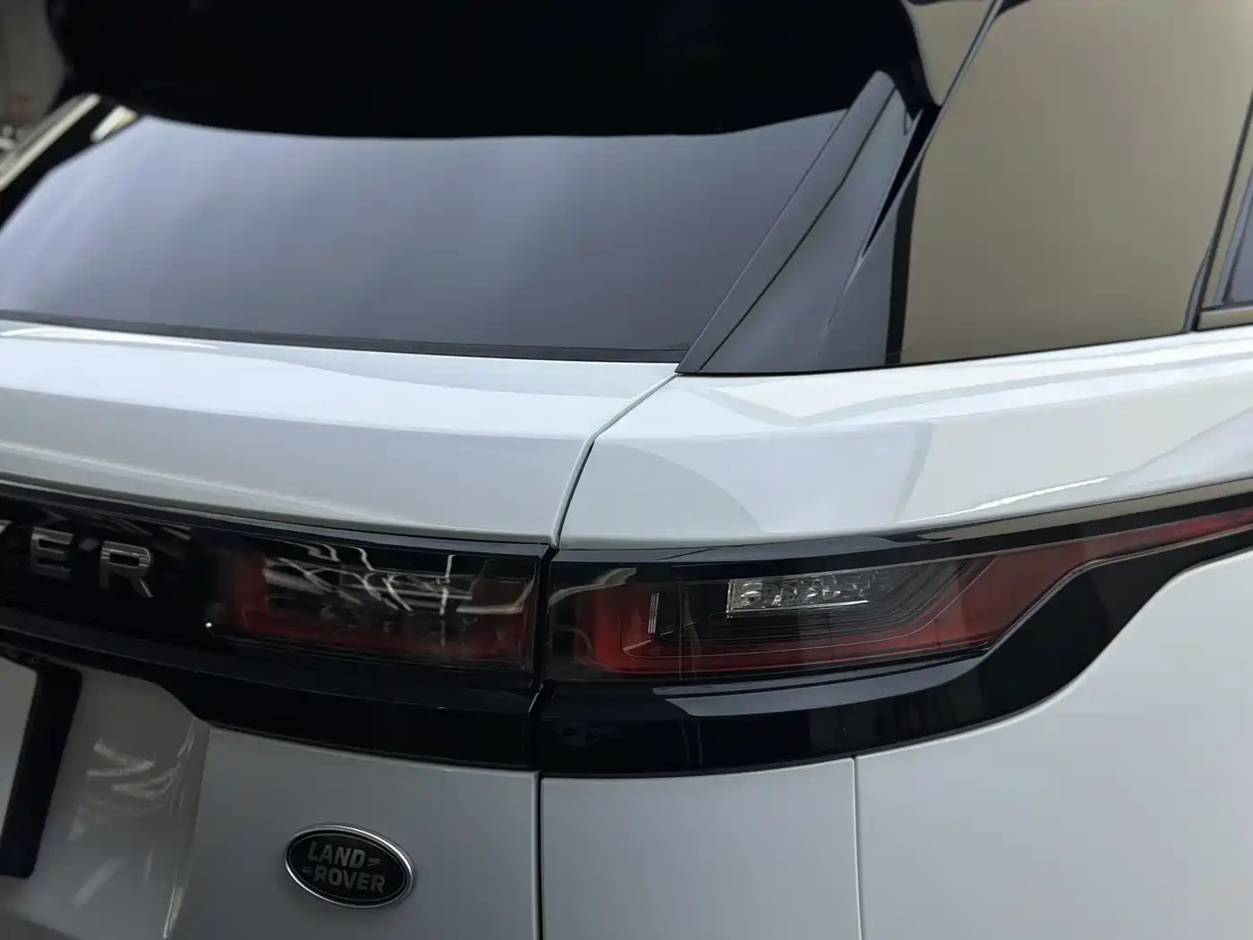 Land Rover Range Rover Velar 2020 P250 фото 29