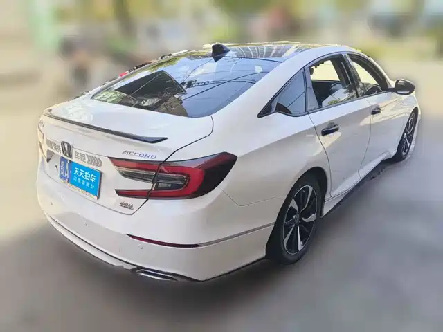 Honda Accord 2018 260TURBO Elite Edition China V — фото 5