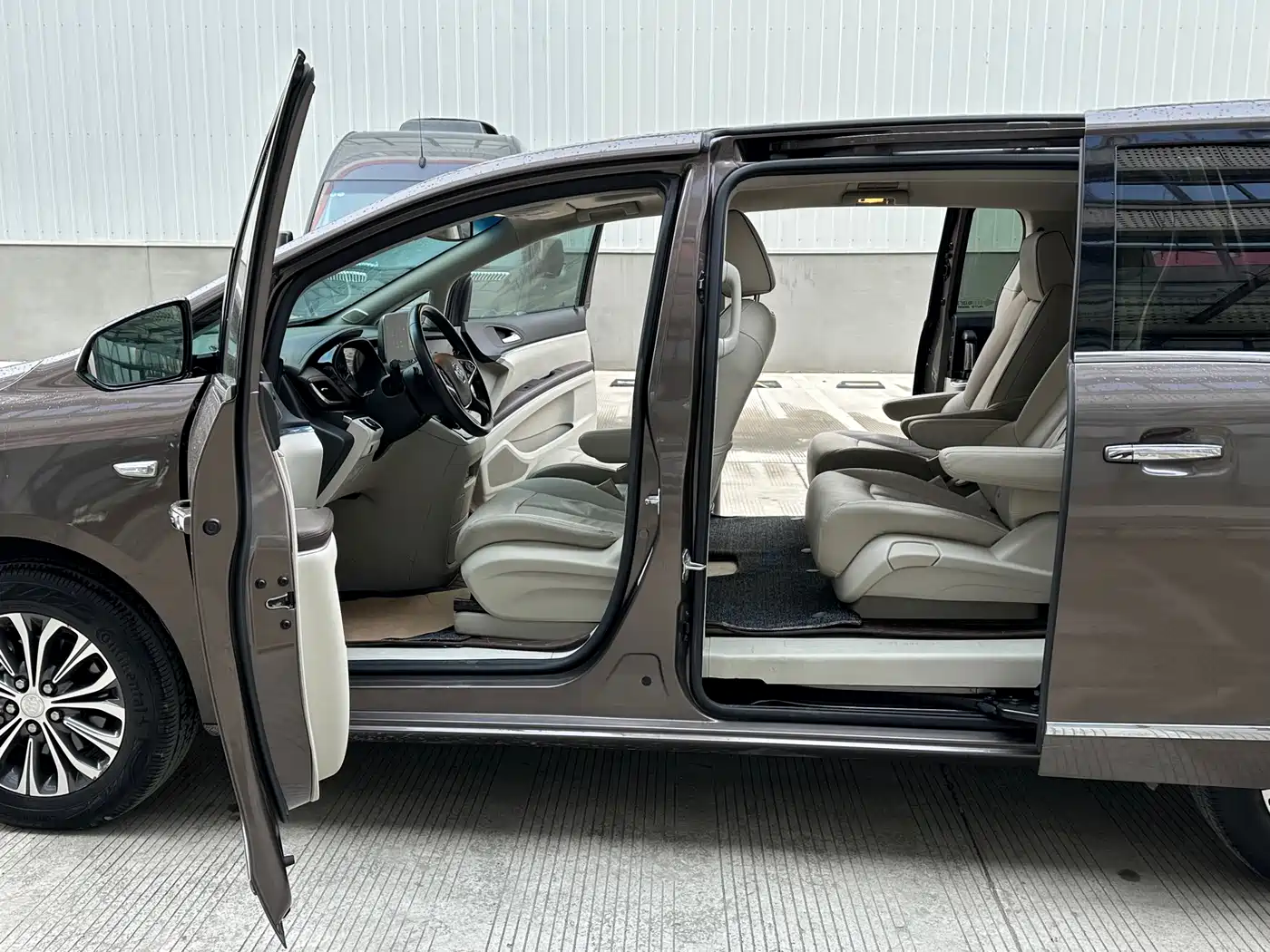 Buick GL8 2020 Model Land Business Class 652T Luxury фото 11