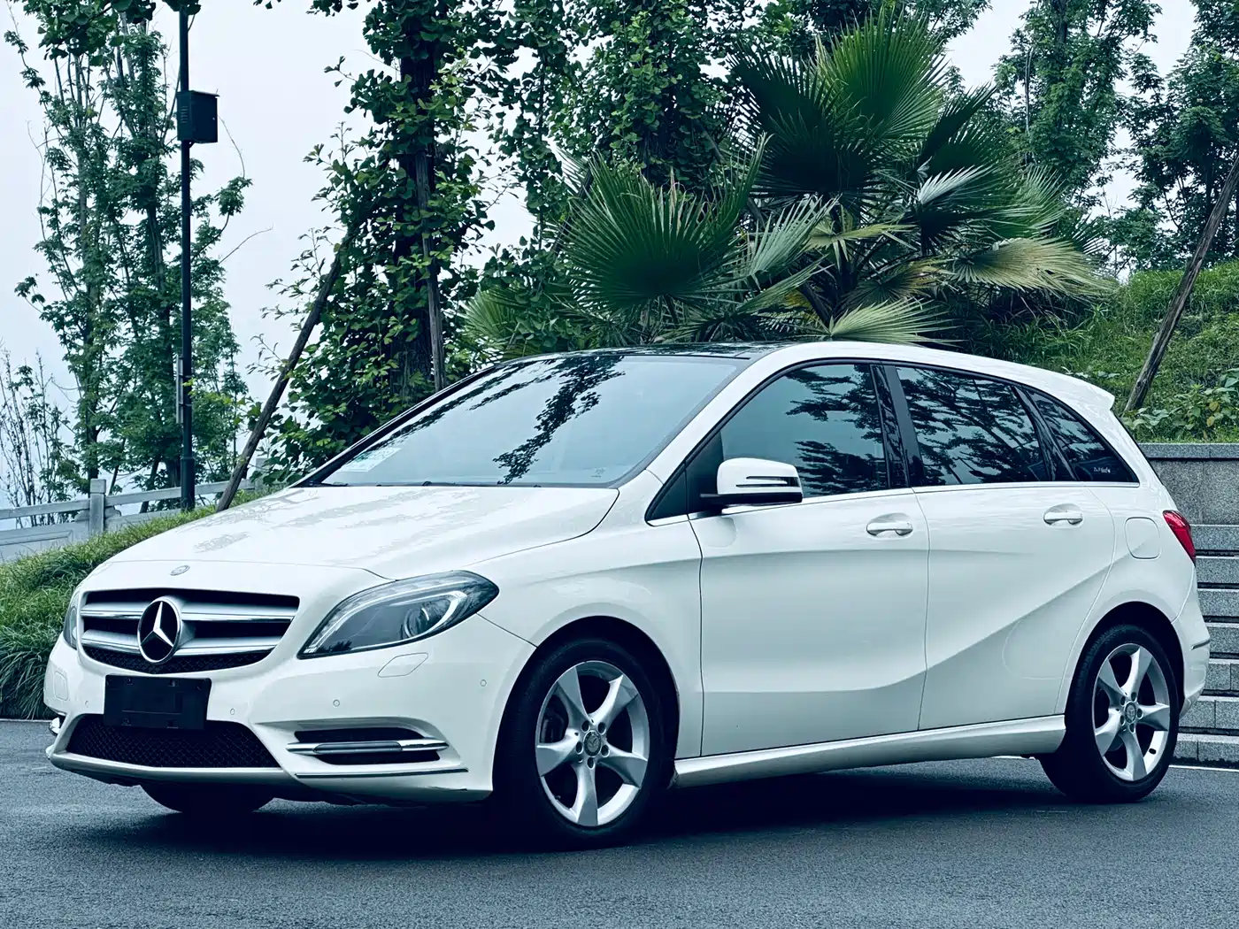 Mercedes-Benz B-Class 2012 B 200