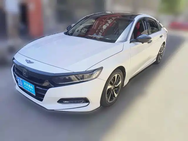 Honda Accord 2018 260TURBO Elite Edition China V — фото 1