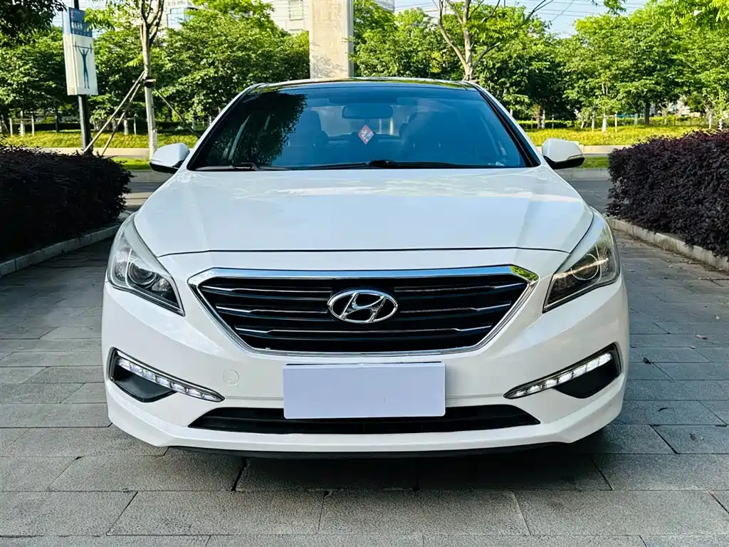 Hyundai Sonata 2015 1.6T GLS Smart фото 2
