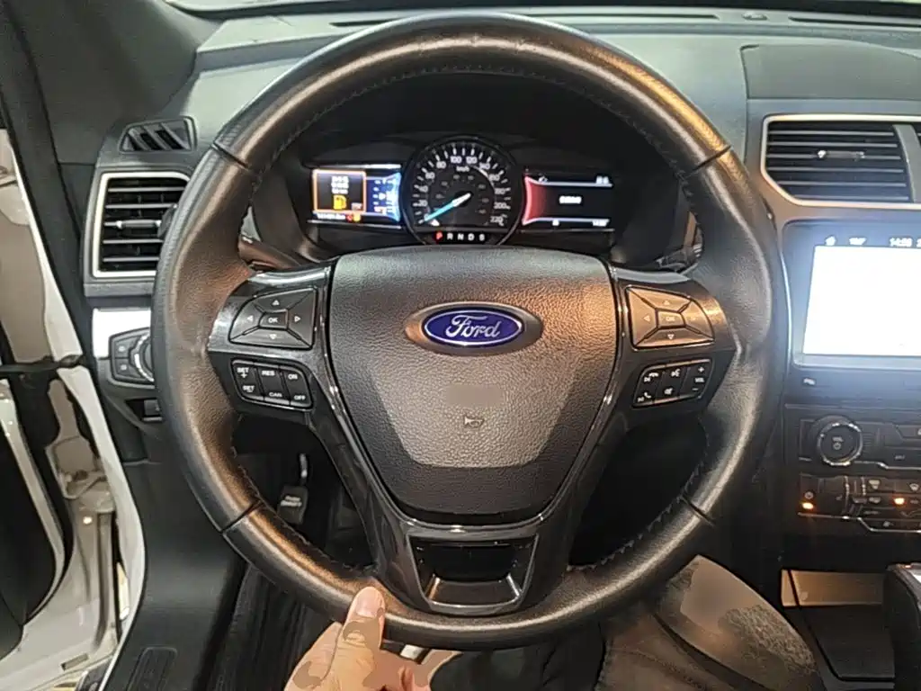 Ford Explorer (Import) 2018 2017 2.3T Trend Edition