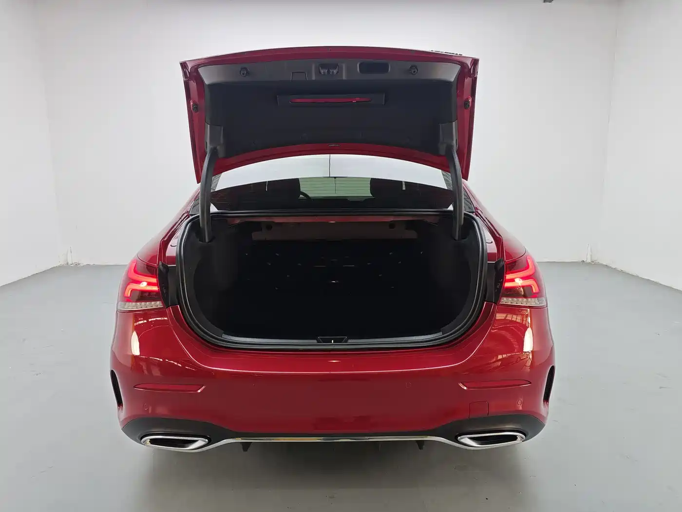 Mercedes-Benz A-Class 2022 Facelift III A 200 L Sport Sedan Fashion фото 19